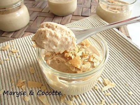 La recette de Maryse et cocotte : Petits pots de crèmes pralinées
