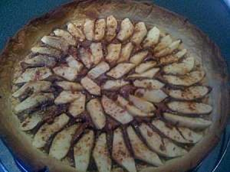 La recette de Recettesdesorawel : Tarte aux pommes / pralinoise